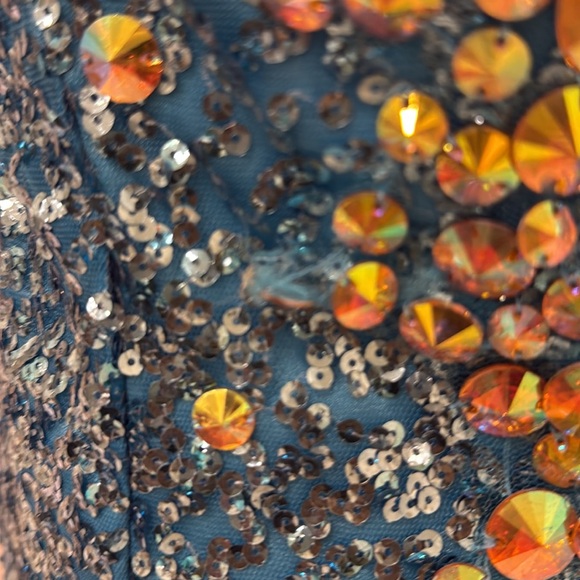 Kiss kiss formal sequined gown by Mary’s Bridal turquoise - Picture 3 of 7